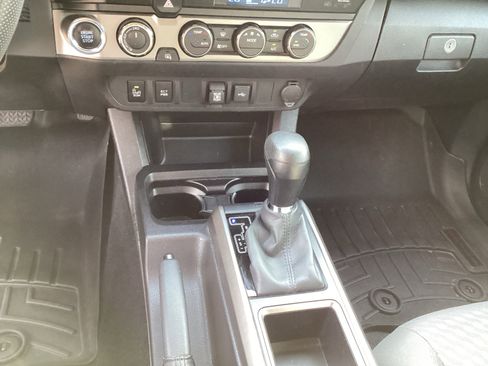 Used 2023 Toyota Tacoma SR5 w/ Technology Package AWD/4WD image 16