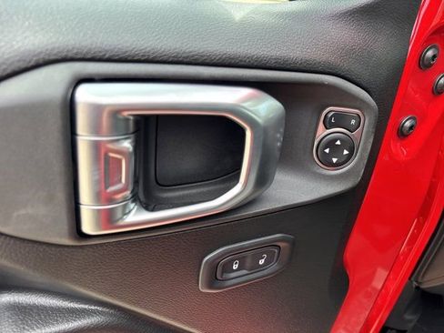 New 2026 Jeep Wrangler Rubicon w/ Xtreme 35 Tire Package image 20