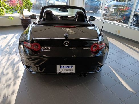 New 2025 MAZDA MX-5 Miata Grand Touring w/ Appearance Package image 4