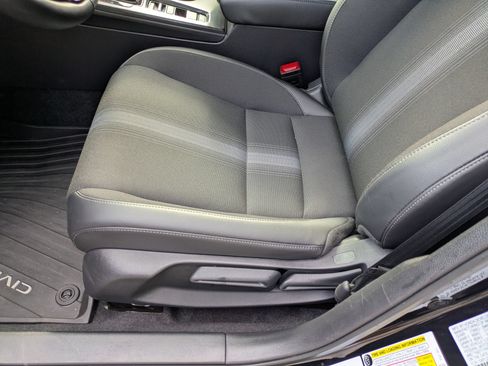 Used 2025 Honda Civic Sport image 13