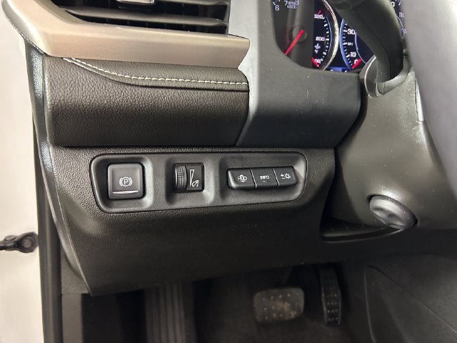 Used 2022 GMC Acadia Denali AWD/4WD image 18