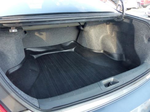 Used 2011 Honda Accord EX-L image 24