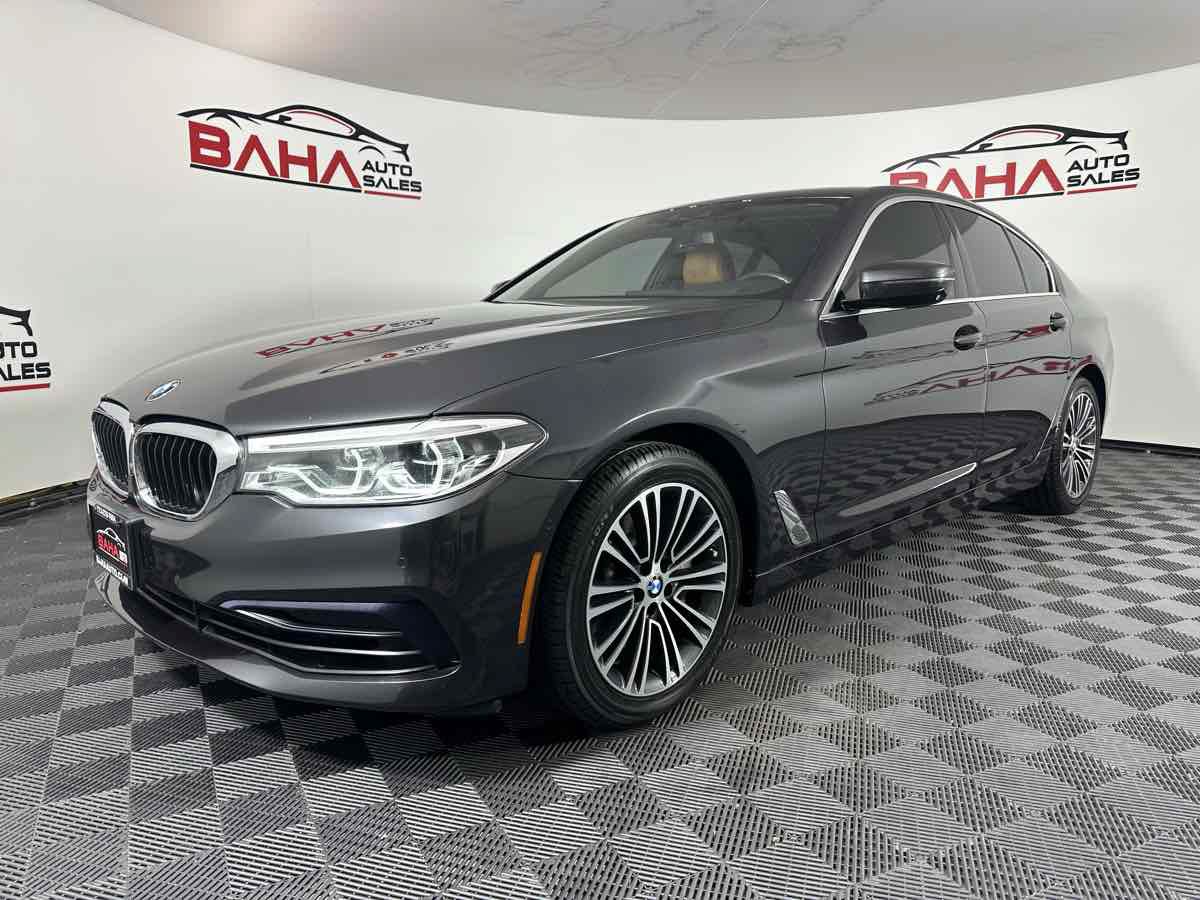 Used 2019 BMW 540i w/ Premium Package RWD image 3