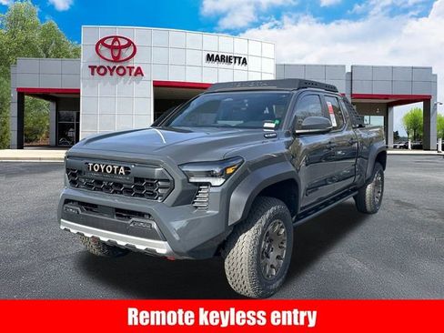 New 2025 Toyota Tacoma Trailhunter image 22
