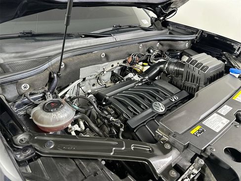 Used 2023 Volkswagen Atlas SE w/ Panoramic Sunroof Package image 26