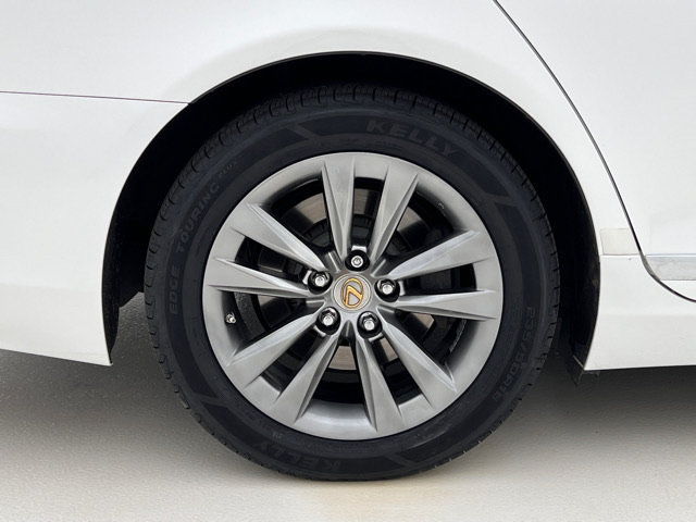 Used 2013 Lexus LS 460 AWD w/ Comfort Pkg image 29
