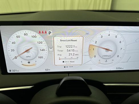 Certified 2026 Genesis GV70 2.5T Select AWD/4WD image 15