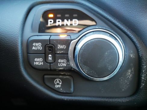 New 2026 RAM 1500 Big Horn AWD/4WD image 19