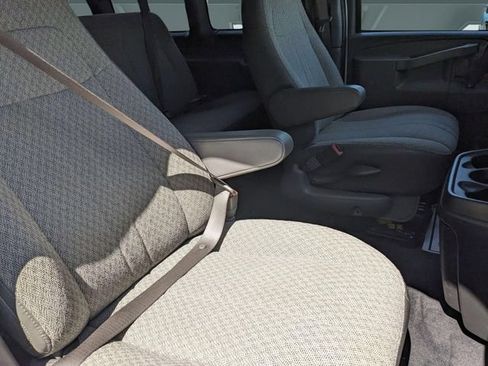 Used 2025 Chevrolet Express 3500 LT w/ LT Preferred Equipment Group RWD image 29