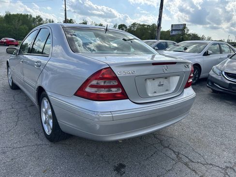 Used 2003 Mercedes-Benz C 240 Sedan image 15