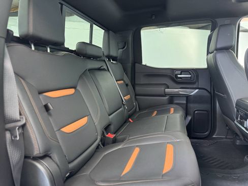 Used 2021 GMC Sierra 1500 AT4 w/ AT4 Value Package AWD/4WD image 32