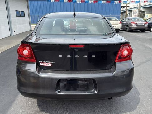 Used 2012 Dodge Avenger SE FWD image 5