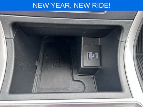 Certified 2024 Ford Edge SEL w/ Convenience Package image 30