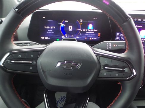 Used 2025 Chevrolet Blazer EV RS w/ Super Cruise Package image 16