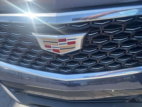 Certified 2025 Cadillac XT4 Premium Luxury image 6