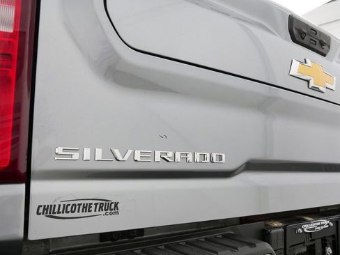 Used 2024 Chevrolet Silverado 3500 High Country w/ High Country Premium Package AWD/4WD image 9
