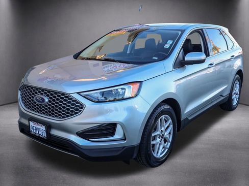 Used 2023 Ford Edge SEL image 9