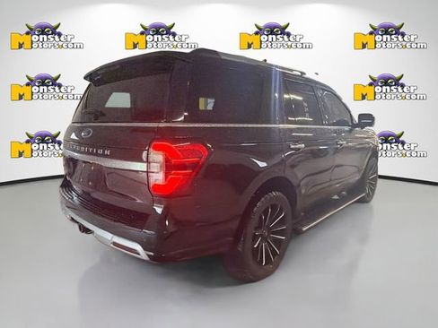 Used 2024 Ford Expedition Platinum AWD/4WD image 4
