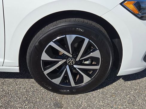 Used 2024 Volkswagen Jetta S image 6