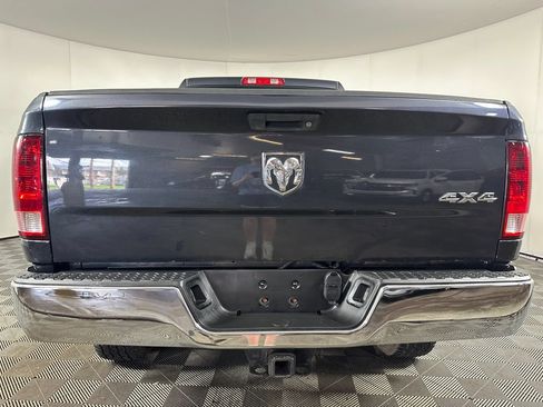 Used 2013 RAM 2500 Tradesman w/ Chrome Appearance Group AWD/4WD image 4