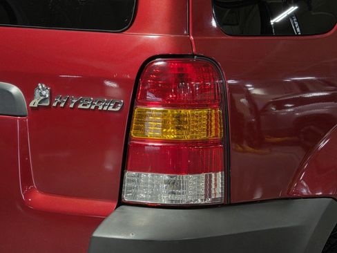 Used 2007 Ford Escape 2WD Hybrid image 12