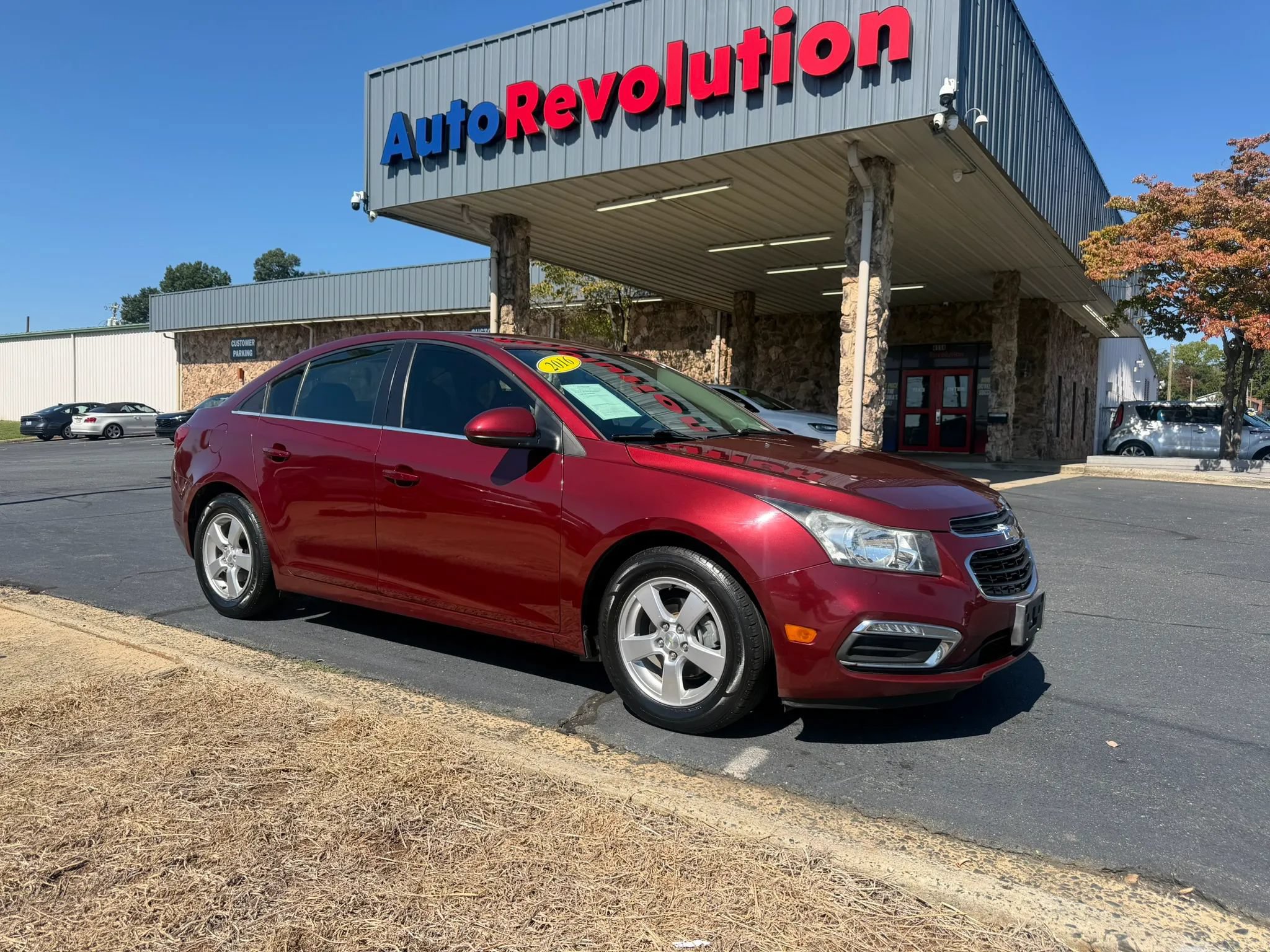 Used 2016 Chevrolet Cruze LT FWD image 1