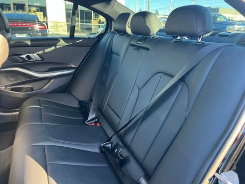 Used 2020 BMW 330i Sedan w/ Premium Package image 18