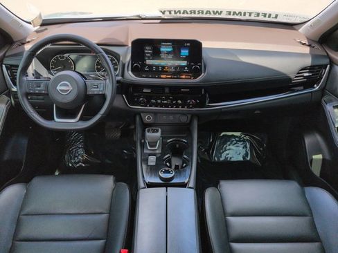 Used 2023 Nissan Rogue SL w/ SL Premium Package image 16