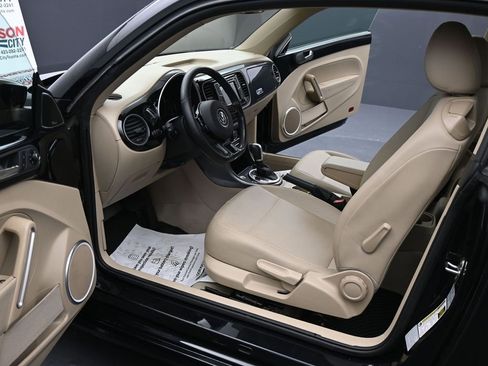 Used 2017 Volkswagen Beetle 1.8T SEL image 16