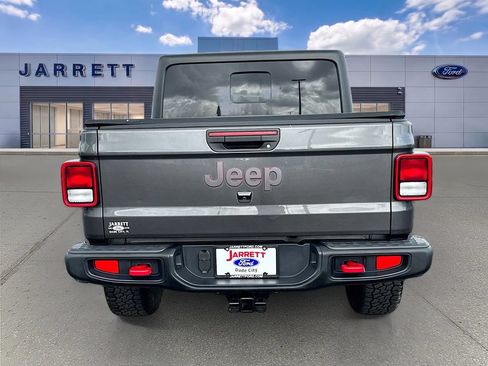 Used 2023 Jeep Gladiator Rubicon w/ Trailer Tow Package AWD/4WD image 7