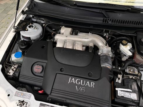 Used 2003 Jaguar X-TYPE 2.5 AWD/4WD image 47