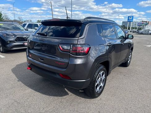 Used 2022 Jeep Compass Trailhawk w/ Trailhawk Elite Group AWD/4WD image 9
