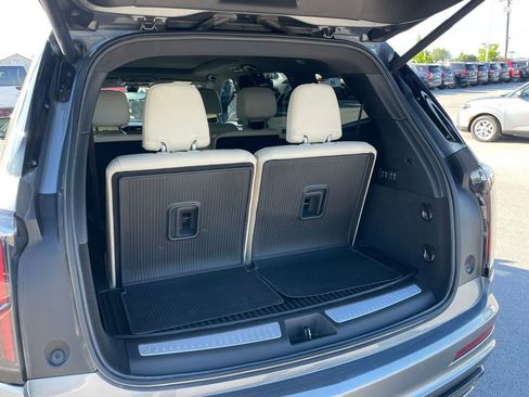 Used 2021 Cadillac XT6 Sport AWD/4WD image 28