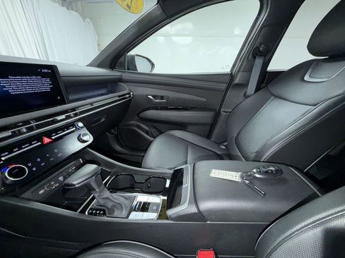 Used 2025 Hyundai Santa Cruz Limited AWD/4WD image 25