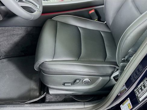 New 2026 Genesis GV70 2.5T Advanced AWD/4WD image 21