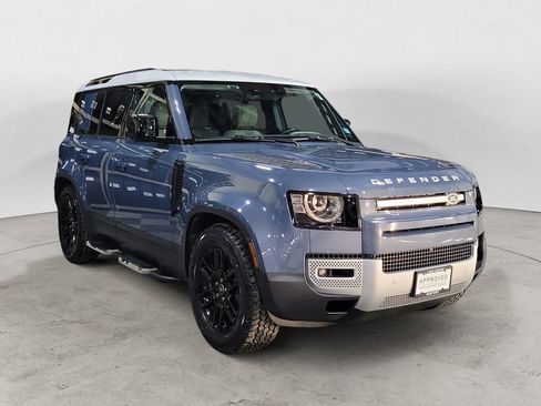 Used 2023 Land Rover Defender 110 SE image 7