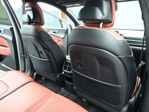 Used 2023 Kia Sportage SX image 27