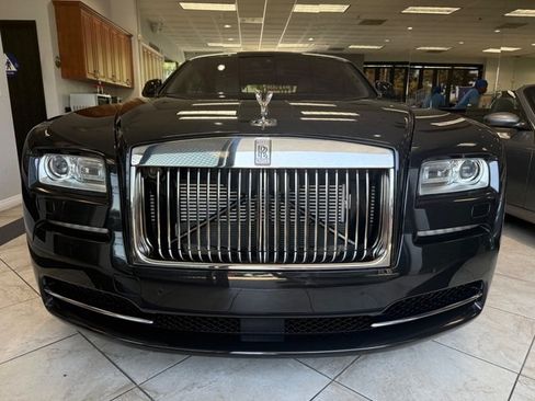 Used 2015 Rolls-Royce Wraith RWD image 23