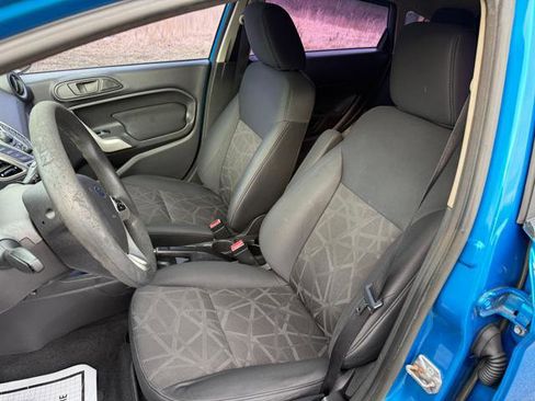 Used 2012 Ford Fiesta SE image 12