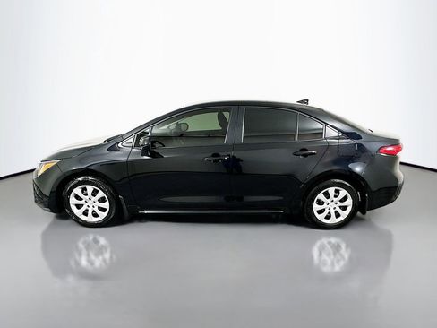 Certified 2025 Toyota Corolla LE FWD image 8