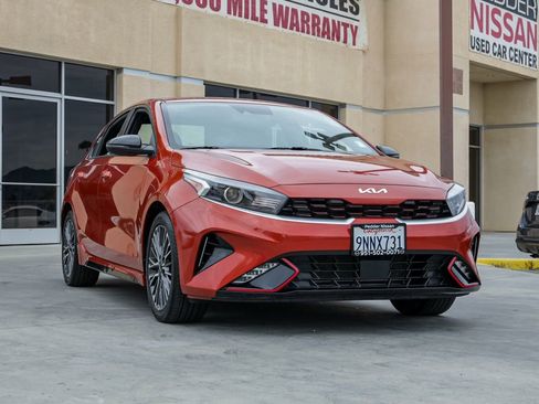 Used 2024 Kia Forte GT-Line w/ GT-Line Premium Package image 2