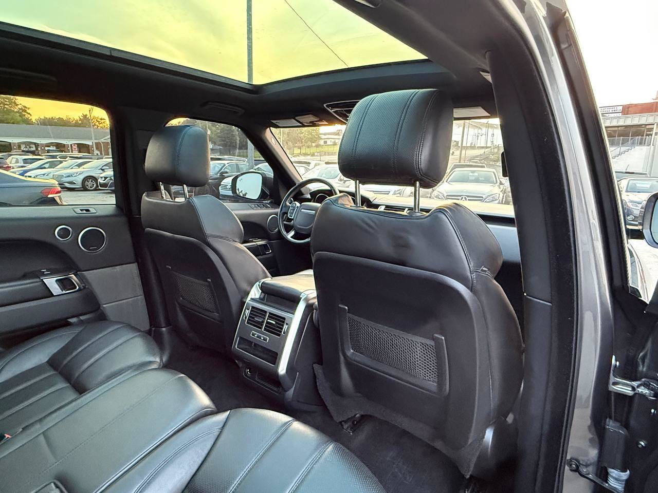 Used 2016 Land Rover Range Rover Sport SE AWD/4WD image 25