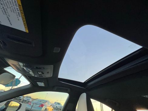 Used 2022 Lexus IS 350 F Sport image 21