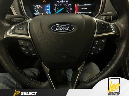 Used 2020 Ford Fusion SE w/ Equipment Group 151A FWD image 15