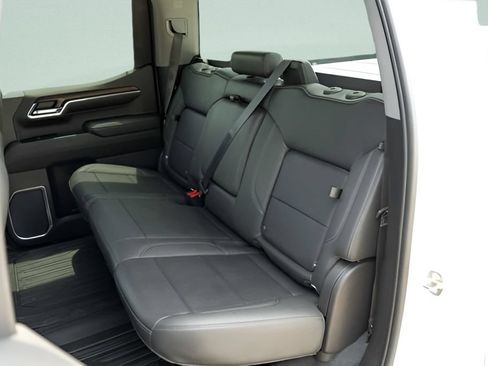 Used 2022 GMC Sierra 1500 SLT RWD image 15