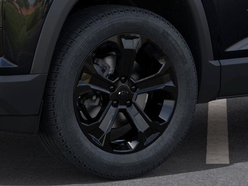 New 2027 Chevrolet Equinox LT FWD image 9