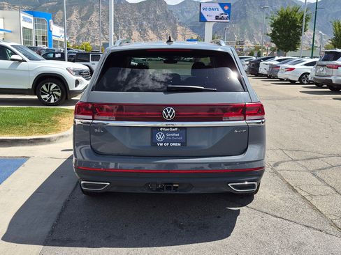 Used 2025 Volkswagen Atlas SEL AWD/4WD image 7