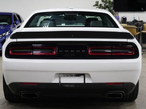 Used 2019 Dodge Challenger R/T Scat Pack RWD image 3