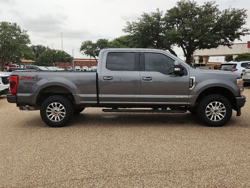 Used 2022 Ford F250 Lariat w/ Lariat Ultimate Package AWD/4WD image 5
