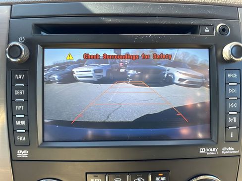 Used 2014 Chevrolet Tahoe LT image 24